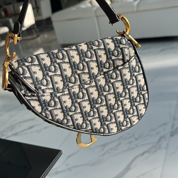 dior mini (clasp broken) - Picture 2 of 5